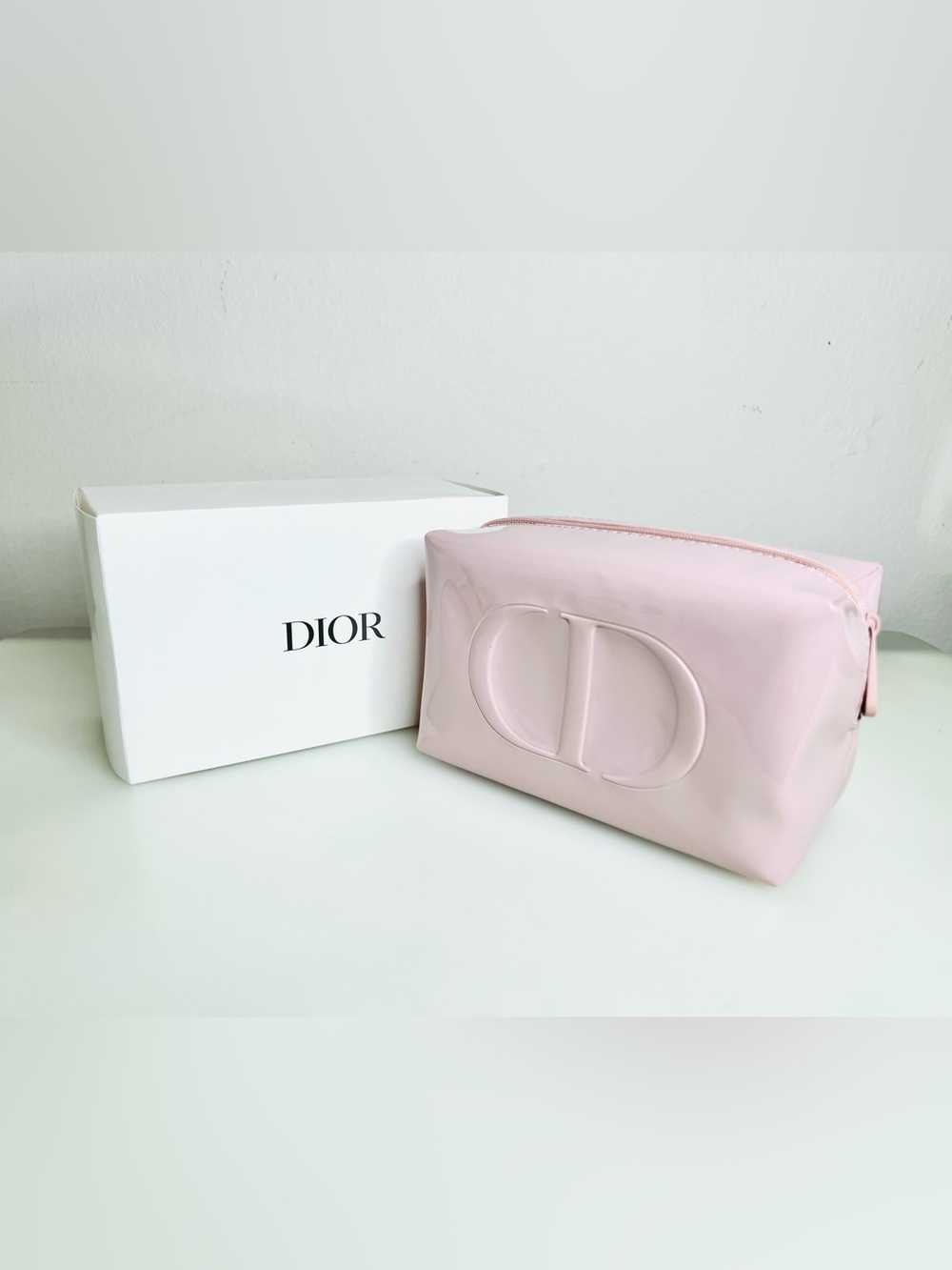 🌸New Dior Pink Glossy Makeup Bag🌸